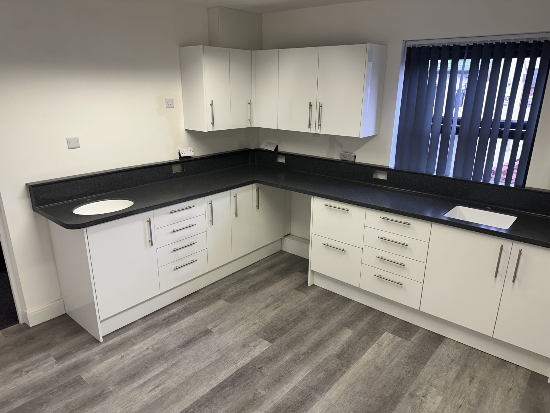 Staron Sanded Onyx Worktops