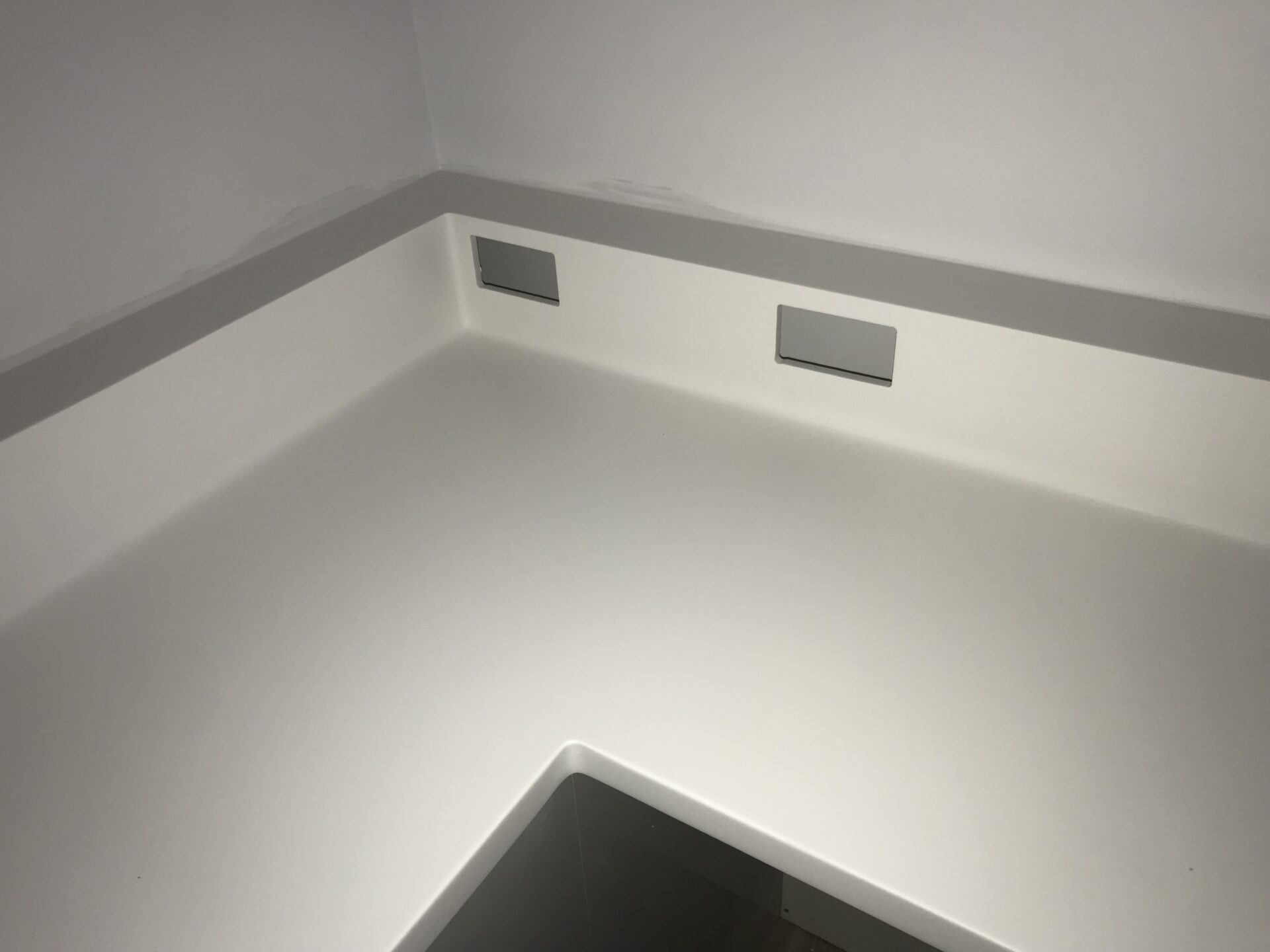 Dental Worktops LG Himacs Alpine White
